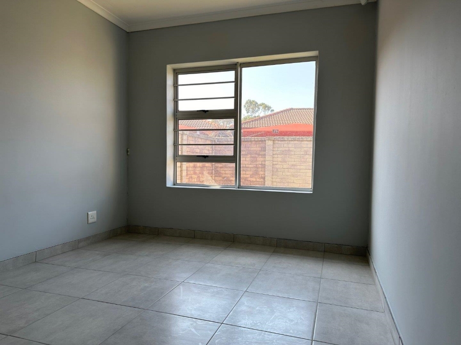 To Let 2 Bedroom Property for Rent in Walmer Heights Eastern Cape